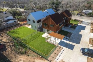 915 Tillery ST B, Austin, TX 78702