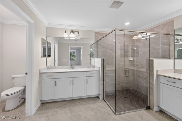 2361 Anguilla DR 102, Naples, FL 34120