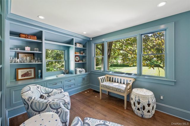 18 Jagger Lane, Westhampton, NY 11977