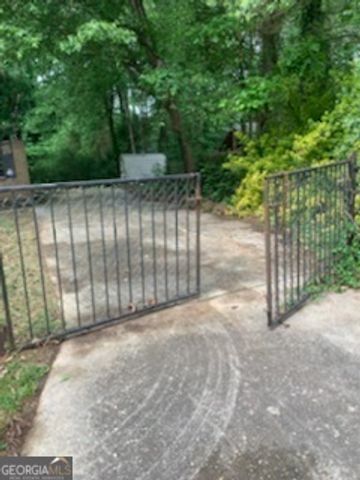 8265 Attleboro Drive, Jonesboro, GA 30238