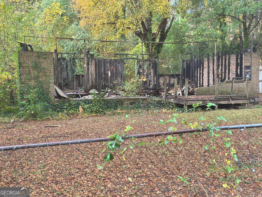 8265 Attleboro Drive, Jonesboro, GA 30238