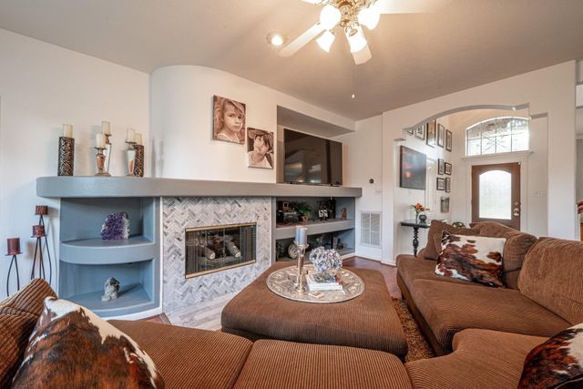 1310 Big Pines, Tomball, TX 77375