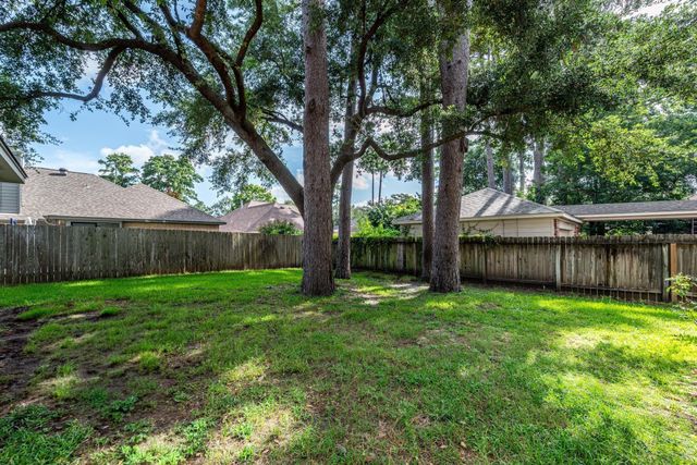 1310 Big Pines, Tomball, TX 77375