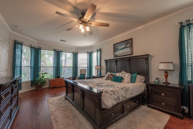 1310 Big Pines, Tomball, TX 77375