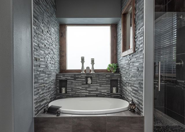 1310 Big Pines, Tomball, TX 77375