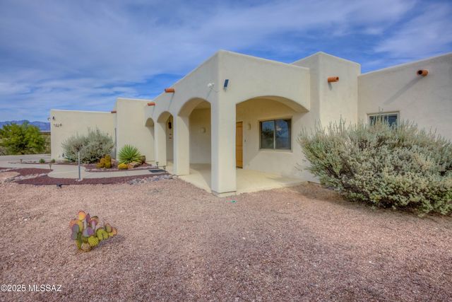 660 N Lazy J Way, Tucson, AZ 85748