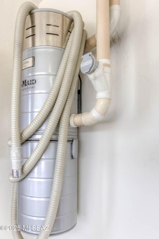 660 N Lazy J Way, Tucson, AZ 85748