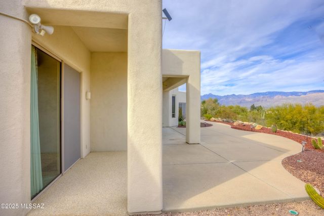 660 N Lazy J Way, Tucson, AZ 85748