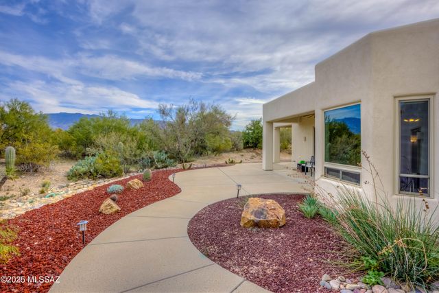 660 N Lazy J Way, Tucson, AZ 85748