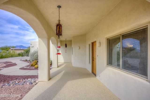 660 N Lazy J Way, Tucson, AZ 85748