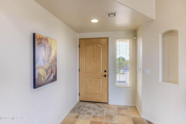 660 N Lazy J Way, Tucson, AZ 85748