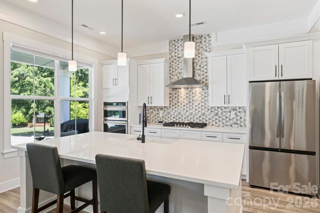 1002 Parkes Street, Matthews, NC 28105