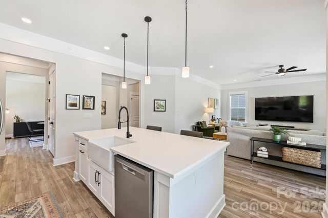 1002 Parkes Street, Matthews, NC 28105