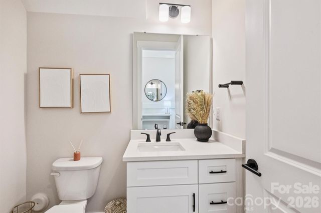 1002 Parkes Street, Matthews, NC 28105