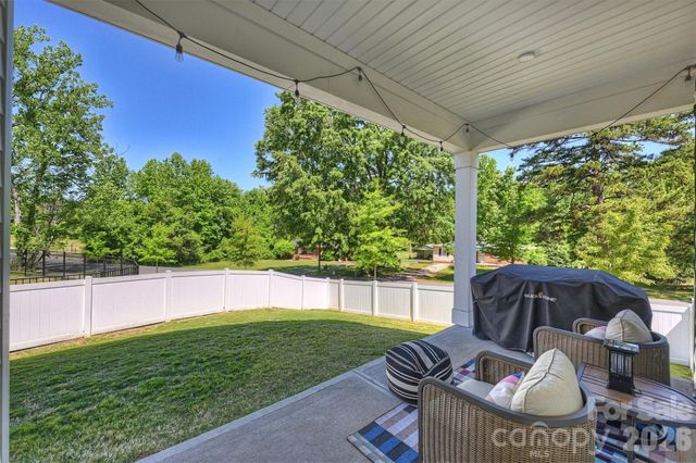 1002 Parkes Street, Matthews, NC 28105