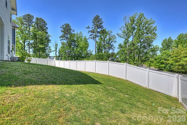 1002 Parkes Street, Matthews, NC 28105