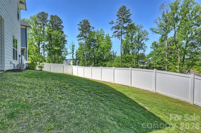 1002 Parkes Street, Matthews, NC 28105