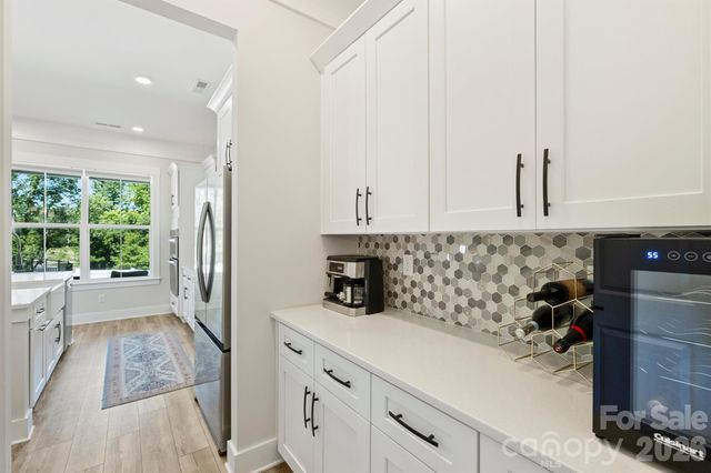 1002 Parkes Street, Matthews, NC 28105