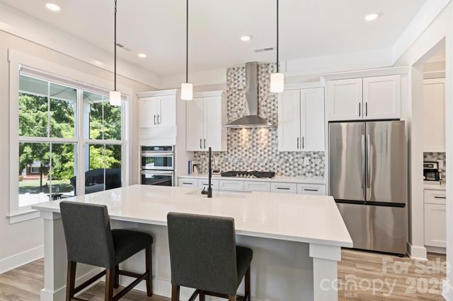 1002 Parkes Street, Matthews, NC 28105