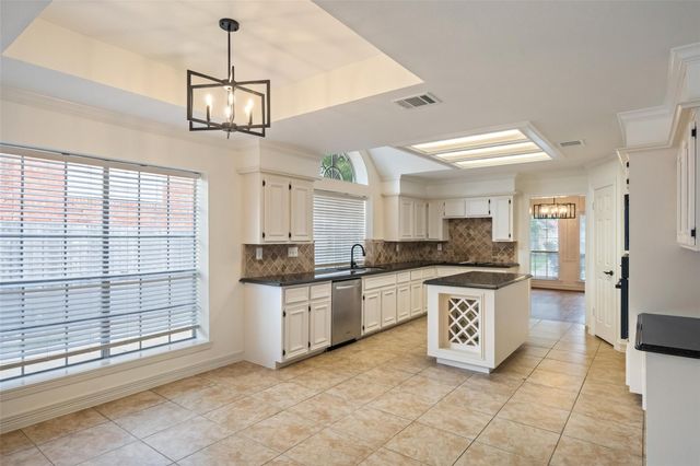 4214 Meadow Forest Lane, Kingwood, TX 77345