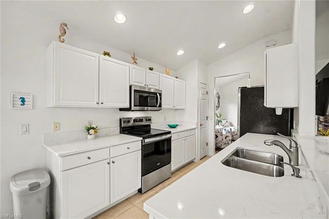10021 Colonial Country Club BLVD, Fort Myers, FL 33913