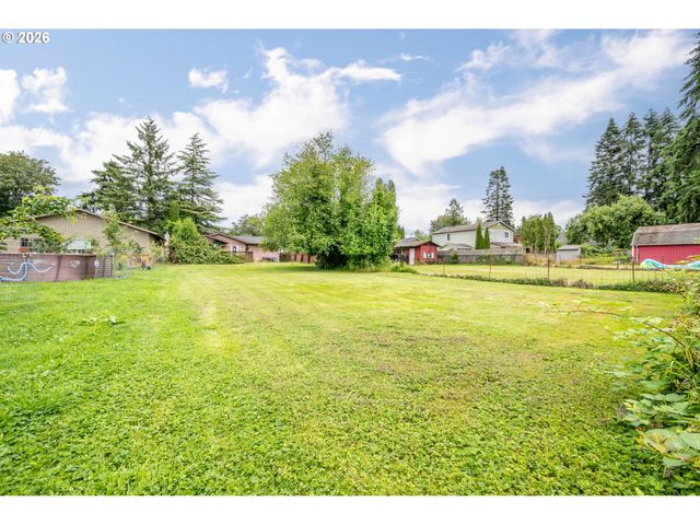 3257 PINE St, Longview, WA 98632
