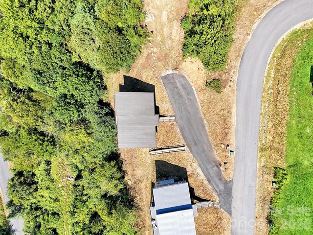 201 Kadire Drive, Waynesville, NC 28785
