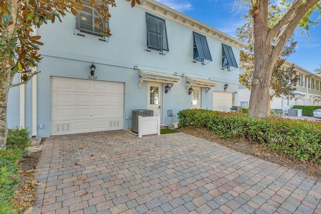 3032 W Community Drive, Jupiter, FL 33458