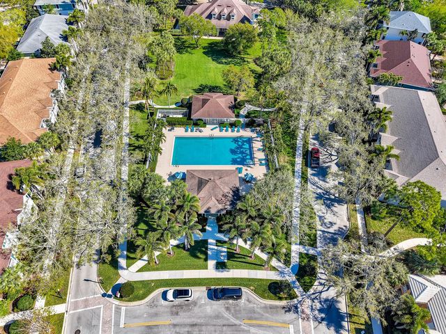 3032 W Community Drive, Jupiter, FL 33458