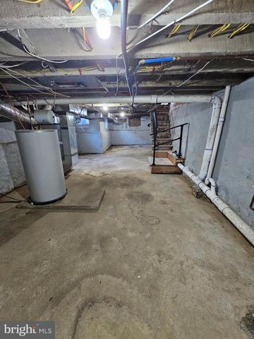 232 MARKS AVE, Darby, PA 19023