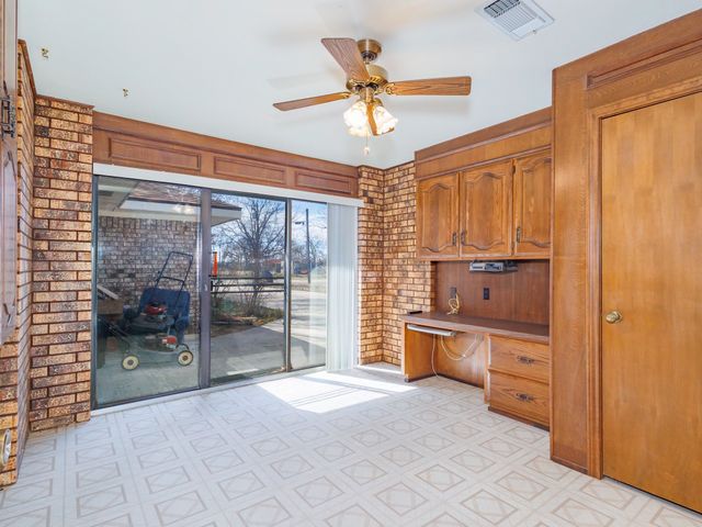 401 N Avenue E, Cross Plains, TX 76443