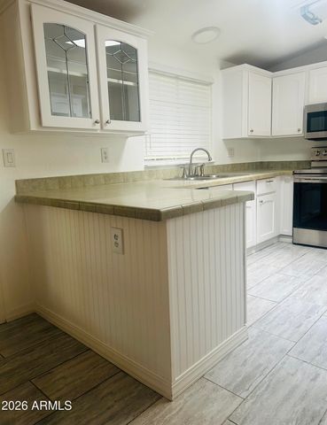 3301 S GOLDFIELD Road 3038, Apache Junction, AZ 85119