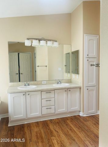 3301 S GOLDFIELD Road 3038, Apache Junction, AZ 85119