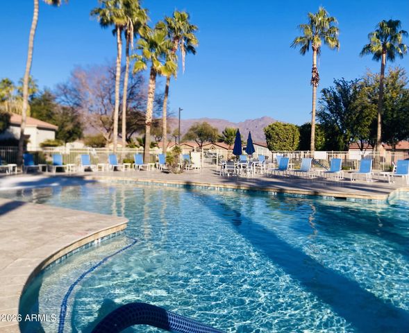 3301 S GOLDFIELD Road 3038, Apache Junction, AZ 85119