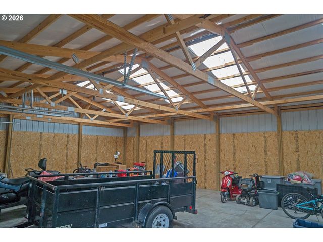1040 WARDS CREEK Rd, Rogue River, OR 97537