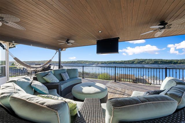 3008 Point CV, Lago Vista, TX 78645