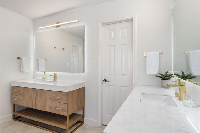 3008 Point CV, Lago Vista, TX 78645