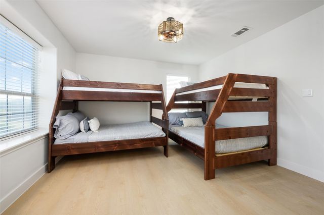 3008 Point CV, Lago Vista, TX 78645