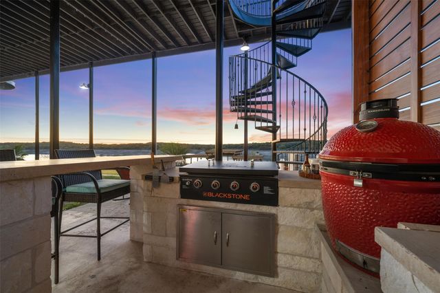 3008 Point CV, Lago Vista, TX 78645