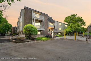 523 Bainbridge Drive 38, East Lansing, MI 48823