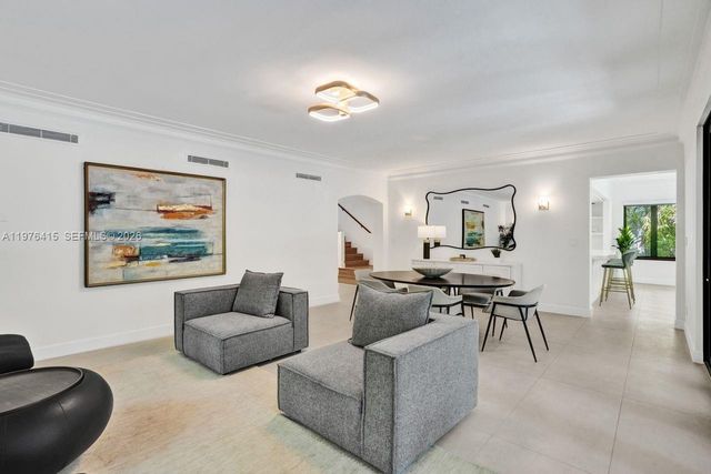 5735 N Bay Rd, Miami Beach, FL 33140