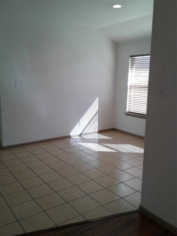 1810 Millbrook Drive, Midlothian, TX 76065