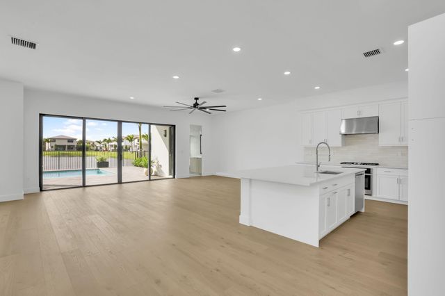 21049 Violet Fields Way, Boca Raton, FL 33434