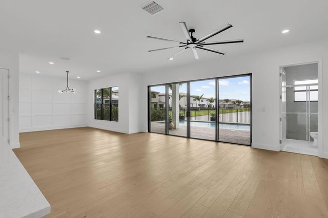 21049 Violet Fields Way, Boca Raton, FL 33434