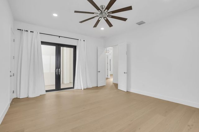 21049 Violet Fields Way, Boca Raton, FL 33434