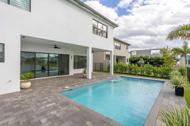 21049 Violet Fields Way, Boca Raton, FL 33434