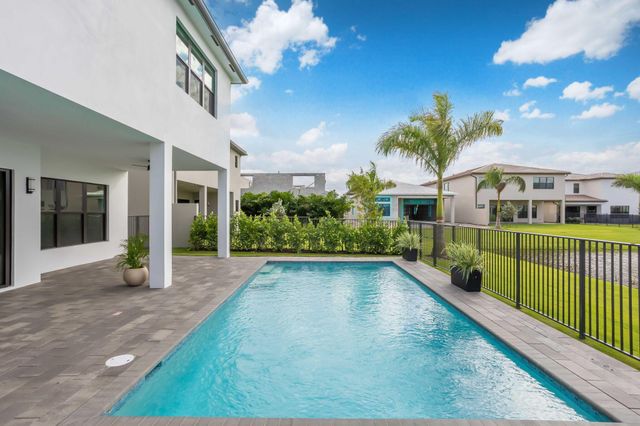 21049 Violet Fields Way, Boca Raton, FL 33434