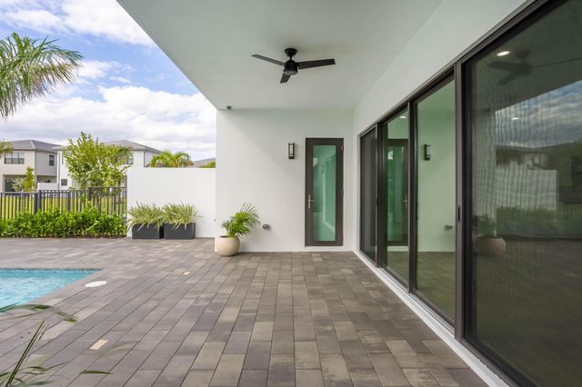 21049 Violet Fields Way, Boca Raton, FL 33434