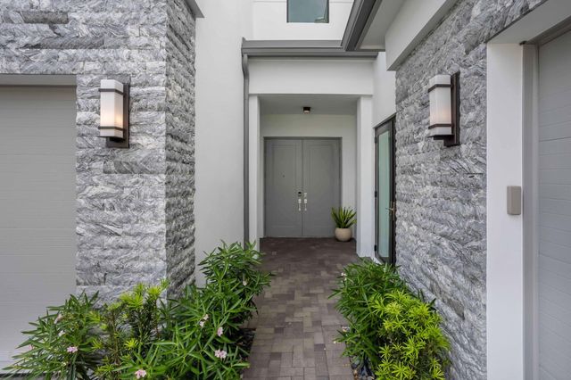 21049 Violet Fields Way, Boca Raton, FL 33434