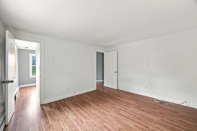 96 Granby Rd, Chicopee, MA 01013